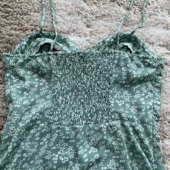 SOLD 3 for $20 green ditsy floral midi dress with tie straps size XS - Picture 3 of 7